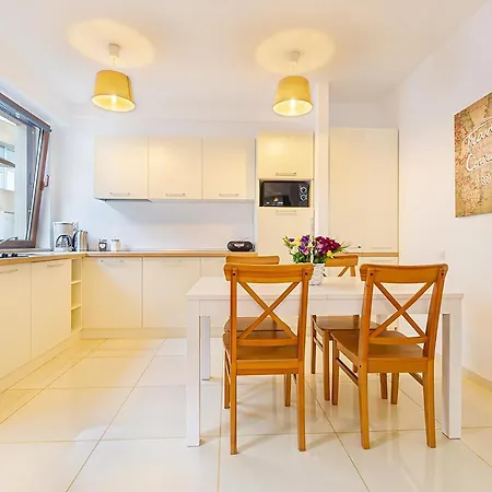 Sweet Houses Seasons Apartment Brasov